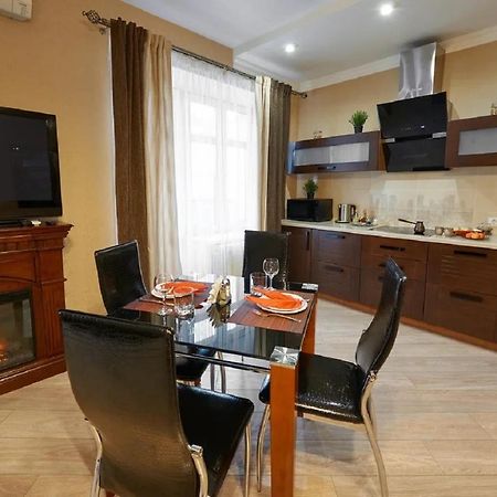 Paulmarie Apartments On Prs. Lenina, 51 Гомель Екстер'єр фото